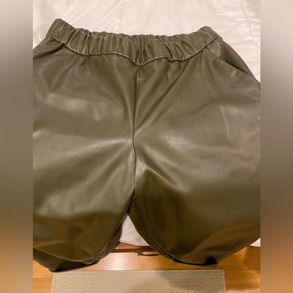 A New Day Green Ankle Faux leather Pants Size M (8/10) - Picture 2 of 8